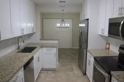 1517 Woodbridge Lakes Circle, West Palm Beach, FL 33406 - Photo 3