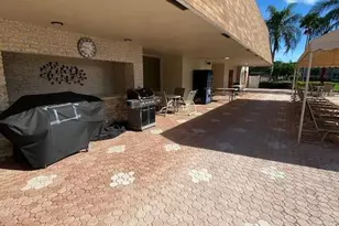 22 Abbey Ln, Delray Beach, FL 33446 - Photo 9