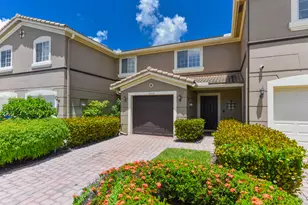 2205 SW Marshfield Ct, Port Saint Lucie, FL 34953 - Photo 3