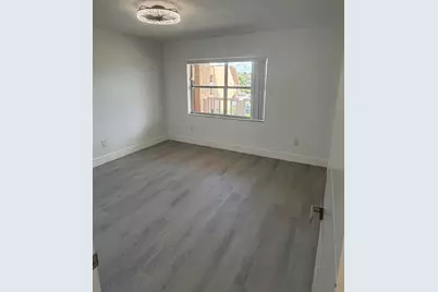 9300 Sunrise Lakes Boulevard #303, Sunrise, FL 33322 - Photo 15
