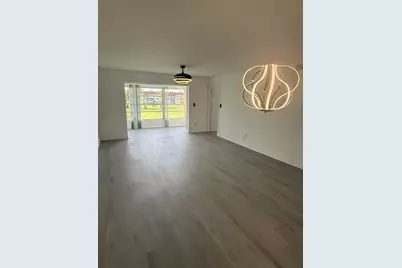 9300 Sunrise Lakes Boulevard #303, Sunrise, FL 33322 - Photo 5