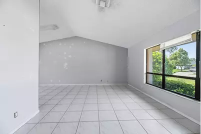 13581 Columbine Avenue, Wellington, FL 33414 - Photo 9