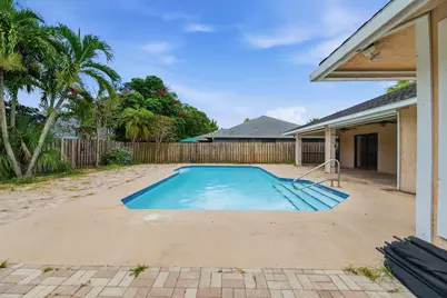 13581 Columbine Avenue, Wellington, FL 33414 - Photo 37