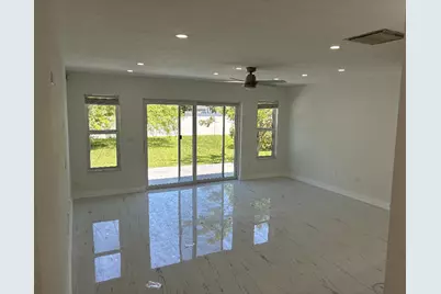 300 NW 17th Avenue, Pompano Beach, FL 33069 - Photo 11