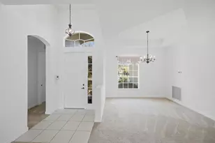 381 NW Sheffield Cir, Port Saint Lucie, FL 34983 - Photo 7