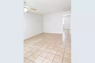 4655 Palm Avenue #205, Hialeah, FL 33012 - Photo 5