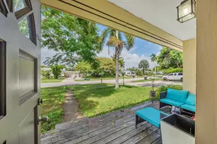 1510 Crest Dr, Lake Worth, FL 33461 - Photo 9
