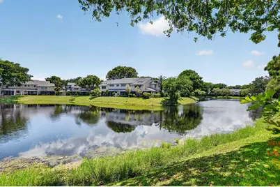 2260 Discovery Circle W, Deerfield Beach, FL 33442 - Photo 33