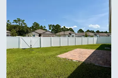 340 Palm Breezes Drive, Fort Pierce, FL 34945 - Photo 25