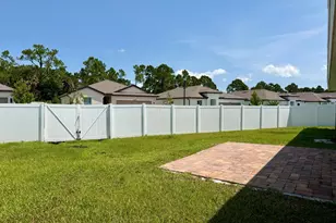 340 Palm Breezes Dr, Fort Pierce, FL 34945 - Photo 25
