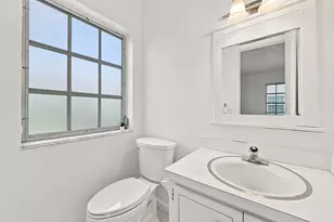 2211 NE 67th St, Fort Lauderdale, FL 33308 - Photo 15