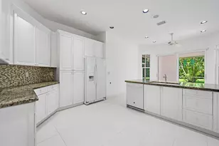 18504 SE Heritage Oaks Ln, Jupiter, FL 33469 - Photo 9
