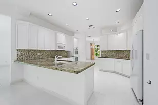 18504 SE Heritage Oaks Ln, Jupiter, FL 33469 - Photo 7