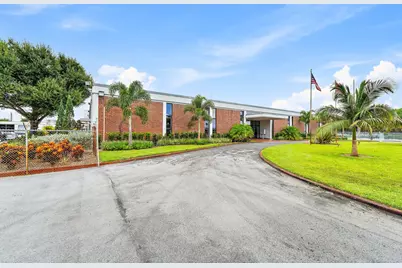 5900 N Australian Avenue, Mangonia Park, FL 33407 - Photo 3