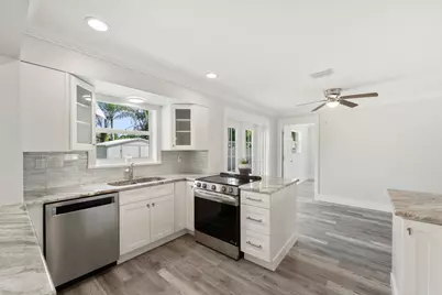 871 SW 37th Terrace, Palm City, FL 34990 - Photo 7