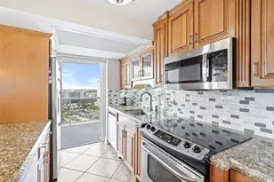 2841 N Ocean Blvd, Fort Lauderdale, FL 33308 - Photo 11
