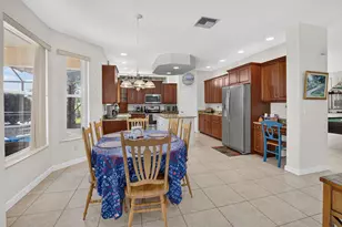 7541 Downwinds Ln, Lake Worth, FL 33467 - Photo 9
