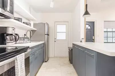 2404 NE 33rd Avenue #4, Fort Lauderdale, FL 33305 - Photo 3