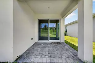 8666 Dahlia Cir, Port Saint Lucie, FL 34986 - Photo 33