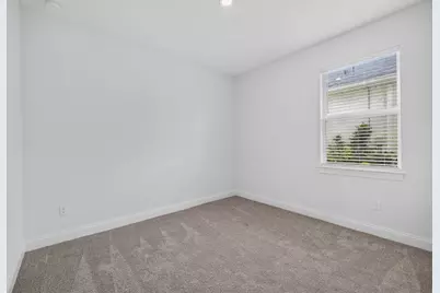 8666 Dahlia Circle, Port Saint Lucie, FL 34986 - Photo 11