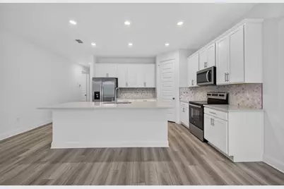 8666 Dahlia Circle, Port Saint Lucie, FL 34986 - Photo 7
