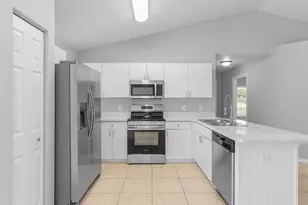 216 13th St SW, Vero Beach, FL 32962 - Photo 9