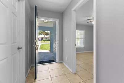 216 13th Street SW, Vero Beach, FL 32962 - Photo 3