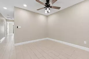 1431 SE Colchester Cir, Port Saint Lucie, FL 34952 - Photo 21