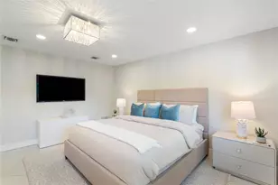 2280 NE 62nd St, Fort Lauderdale, FL 33308 - Photo 13