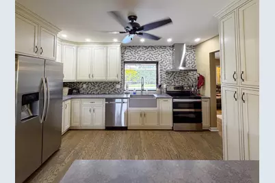 820 NW 73rd Terrace, Plantation, FL 33317 - Photo 19