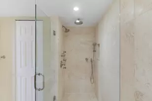 5510 N Ocean Dr, Singer Island, FL 33404 - Photo 19