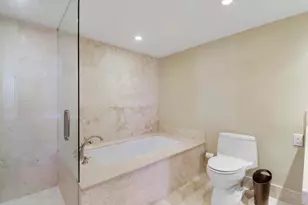 5510 N Ocean Dr, Singer Island, FL 33404 - Photo 17