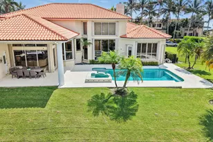 9 Island Rd, Sewalls Point, FL 34996 - Photo 45