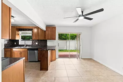 3310 NW 90th Avenue #N, Coral Springs, FL 33065 - Photo 11