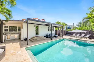 748 NE 17th Way, Fort Lauderdale, FL 33304 - Photo 1