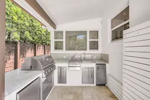 748 NE 17th Way, Fort Lauderdale, FL 33304 - Photo 39