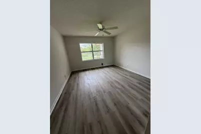 3031 Holiday Springs Boulevard #202-7, Margate, FL 33063 - Photo 5
