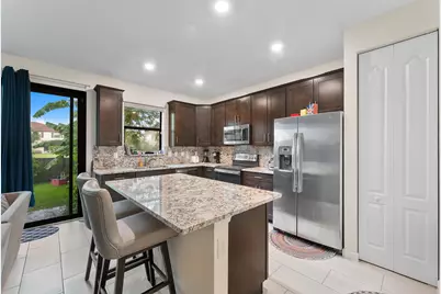 5295 Santa Maria Avenue, Boynton Beach, FL 33436 - Photo 7
