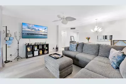5280 Las Verdes Circle #124, Delray Beach, FL 33484 - Photo 7