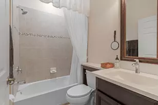 4241 Diamond Square, Vero Beach, FL 32967 - Photo 11