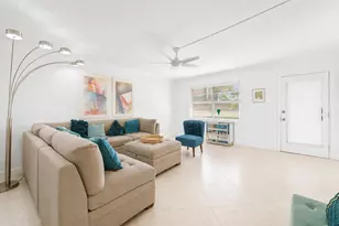 21 Flanders A, Delray Beach, FL 33484 - Photo 9