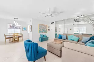 21 Flanders A, Delray Beach, FL 33484 - Photo 5