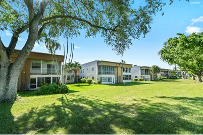 21 Flanders A, Delray Beach, FL 33484 - Photo 19