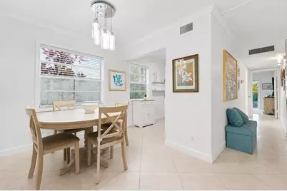 21 Flanders A, Delray Beach, FL 33484 - Photo 7