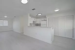 221 SW 78th Pl, Miami, FL 33144 - Photo 3