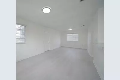 221 SW 78th Place #221/231, Miami, FL 33144 - Photo 5