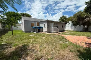 933 30th Ct, West Palm Beach, FL 33407 - Photo 19