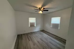 933 30th Ct, West Palm Beach, FL 33407 - Photo 3