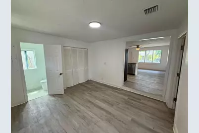 933 30th Court, West Palm Beach, FL 33407 - Photo 5