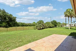 1049 SW Janette Ave, Port Saint Lucie, FL 34953 - Photo 17